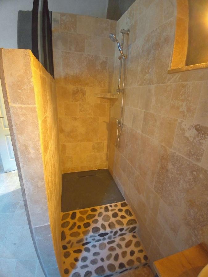 Gite Le Cambon Mialet  Exterior photo